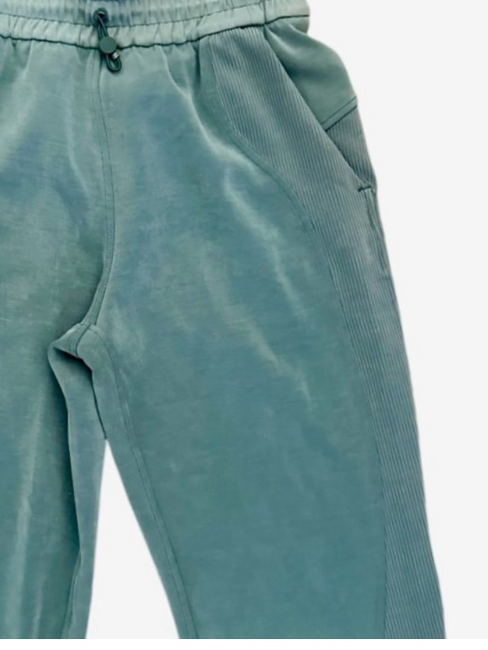 Lululemon Softstreme Ribbed High-Rise Pull-On Jogger Pant, Green Jasper, Size 0 - Picture 13 of 15